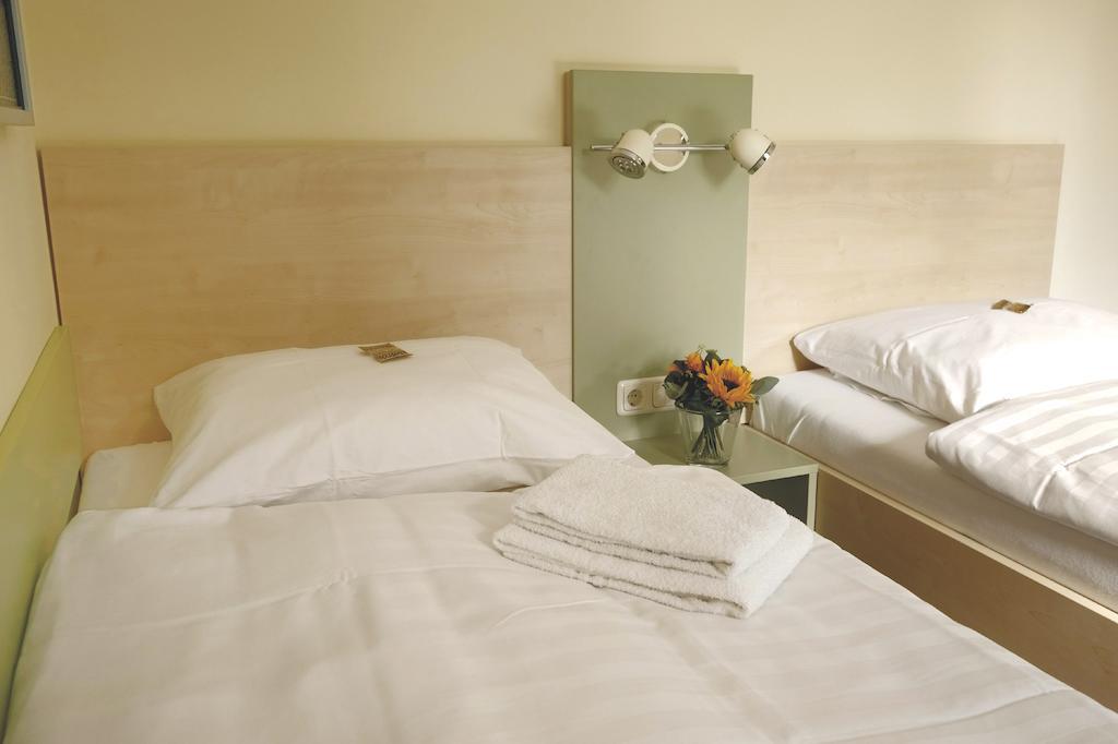 Best Deal Airporthotel Weeze Kültér fotó